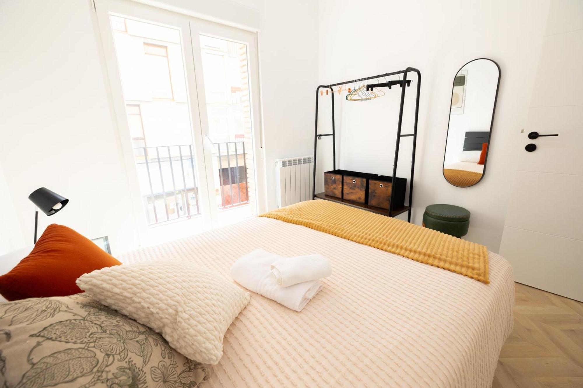 Ruata Del Pilar Turistea Apartment Zaragoza Ngoại thất bức ảnh